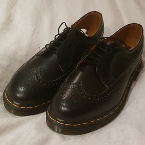 3989 yellow stitch smooth leather brogue